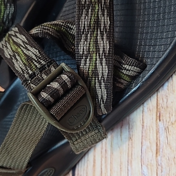 Men\'s Black and Green Chaco Sandals